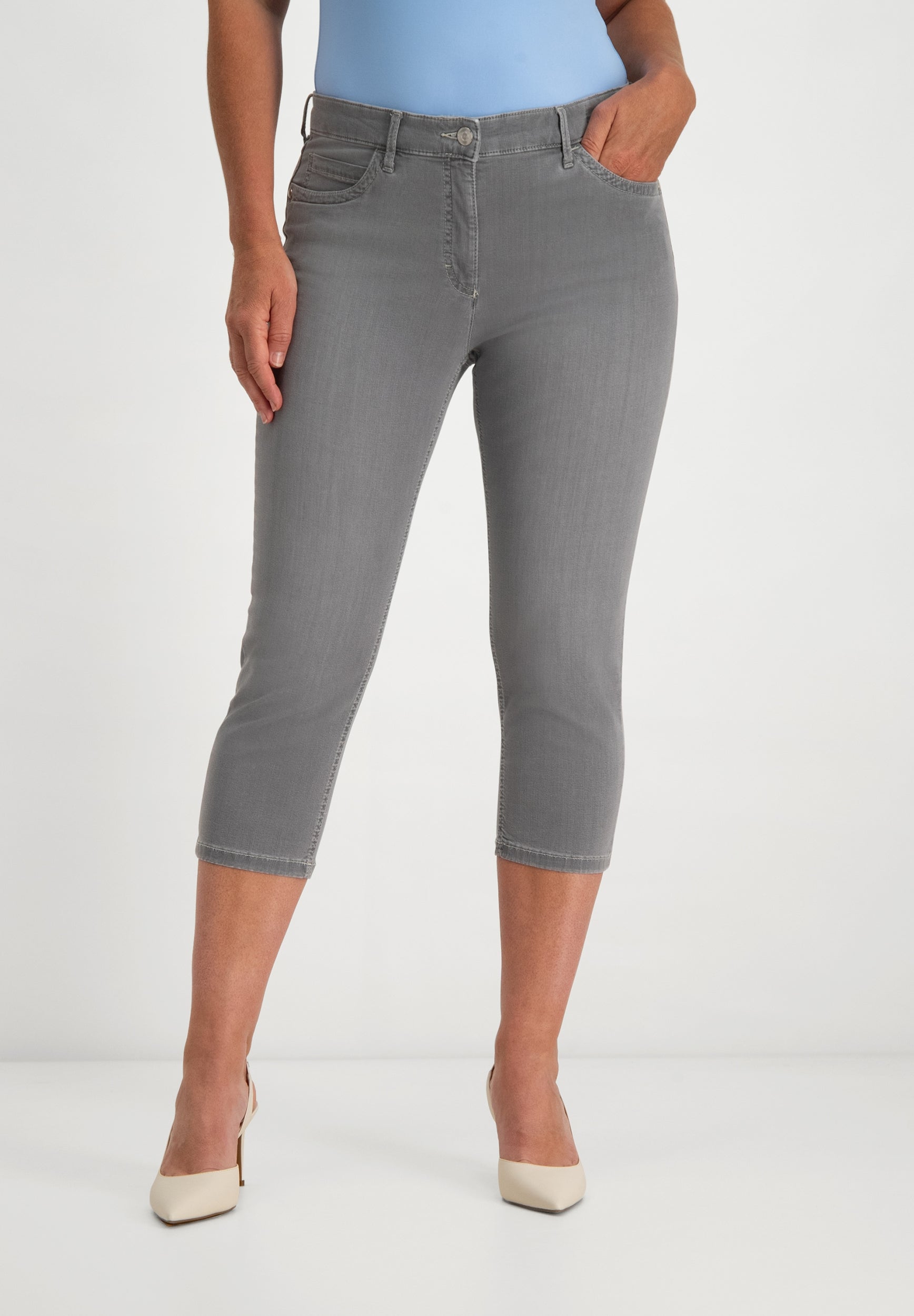 Kora Straight Jeans | Light Grey