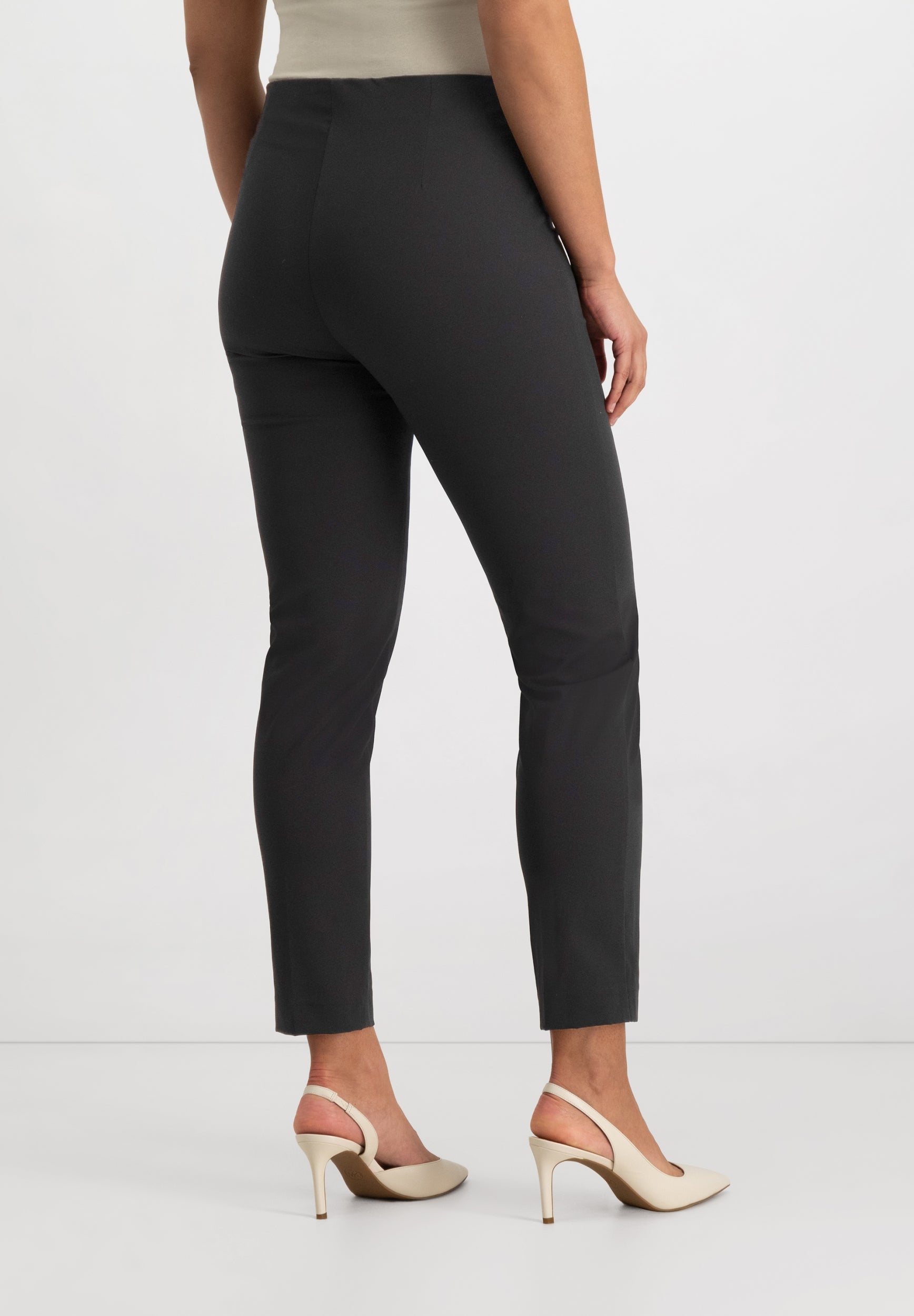 Janet Techno Stretch Pants | Black