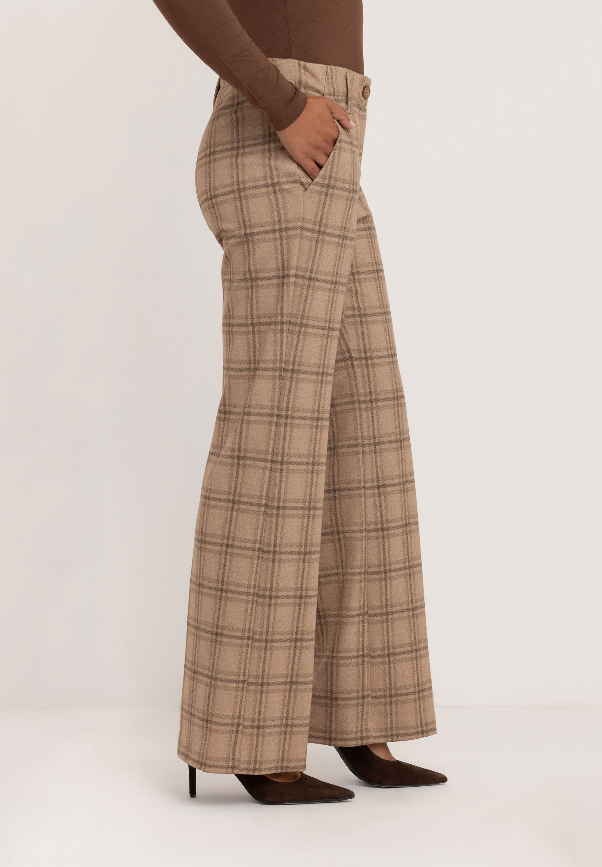 Jessie Wide Flared Pants | Camel Check