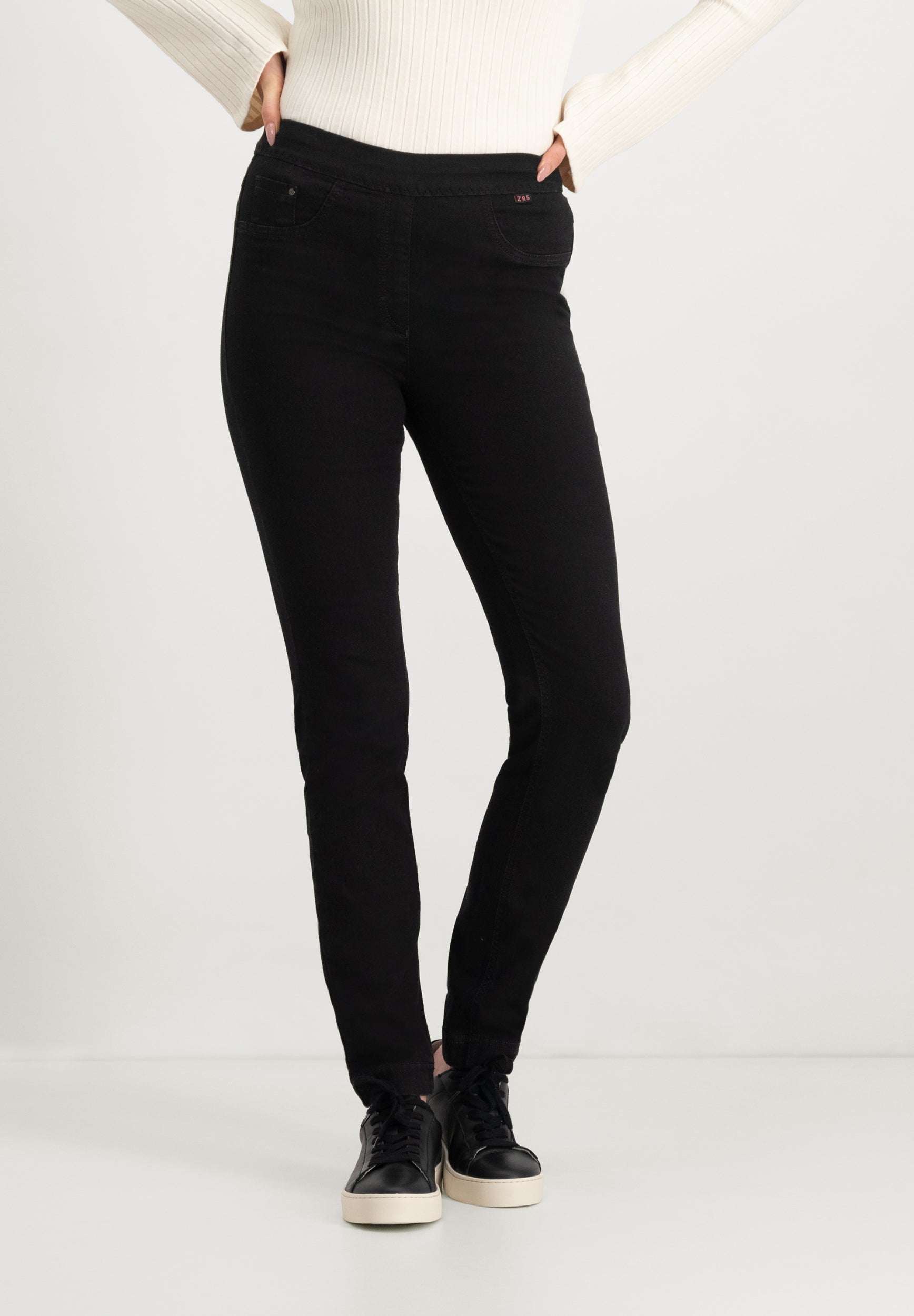 Leggie Shape-On Skinny Jeans | Black Black Pants ZRS