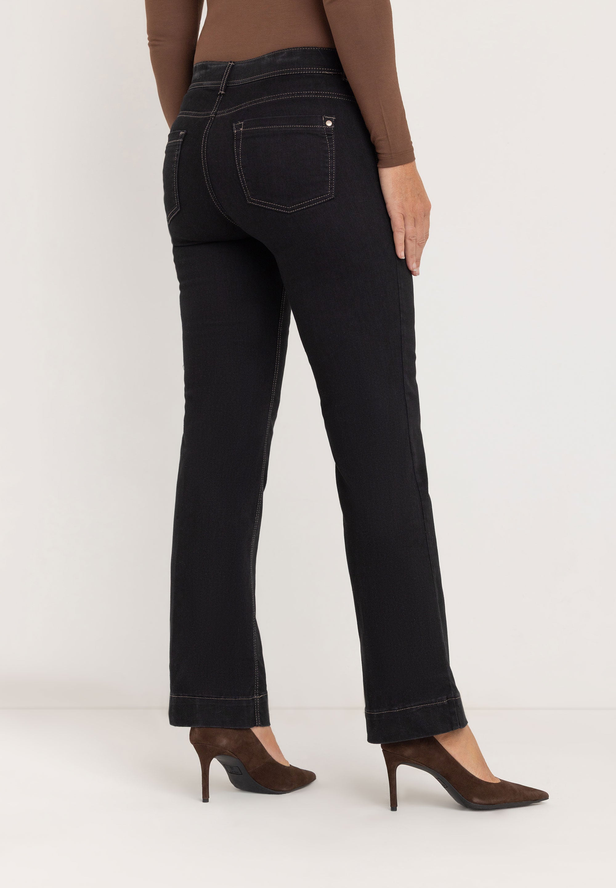Ginie Slim Pants | Black-Black