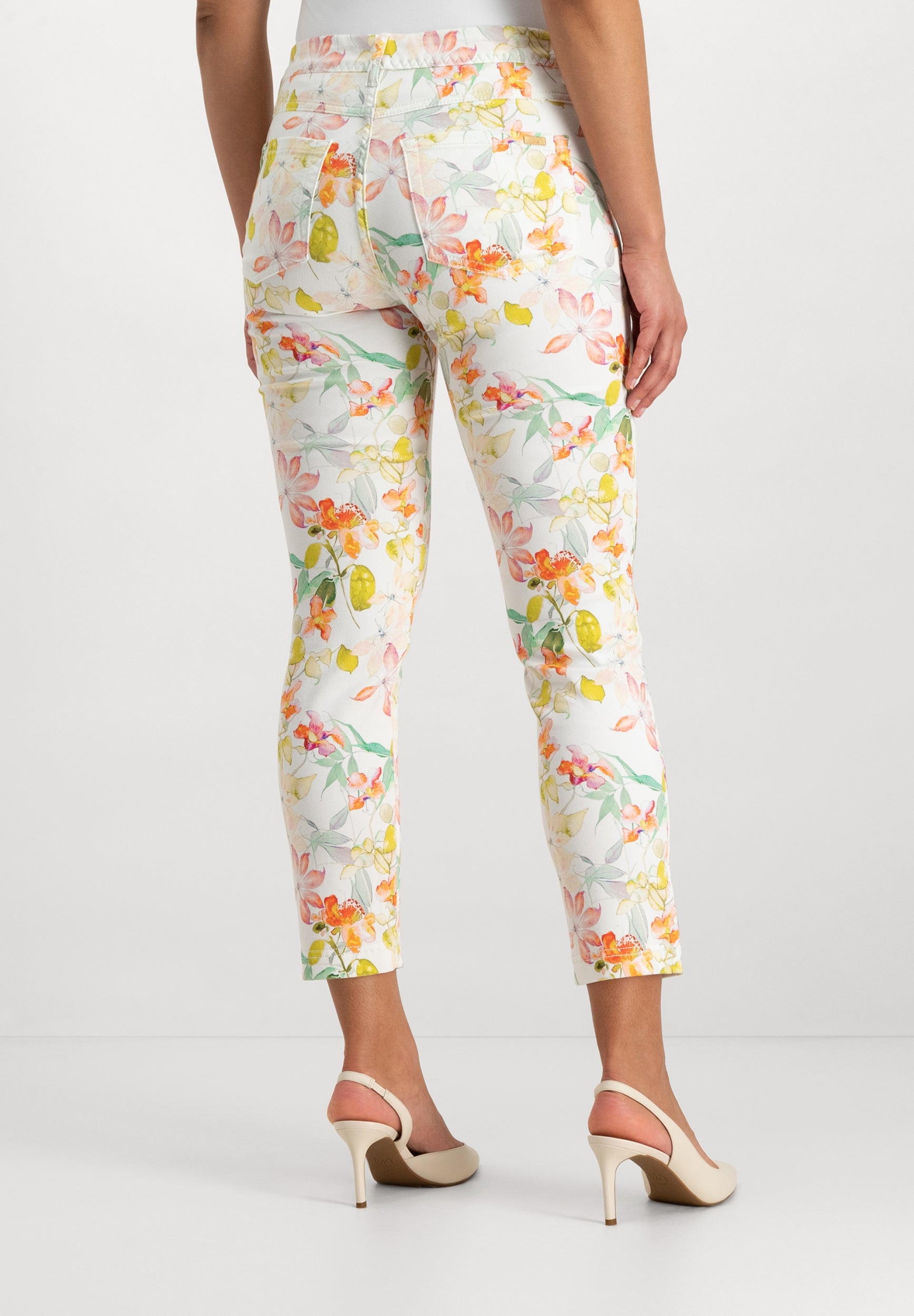 Leggie Shape-On Cropped Skinny Jeans | White Mixed Reds