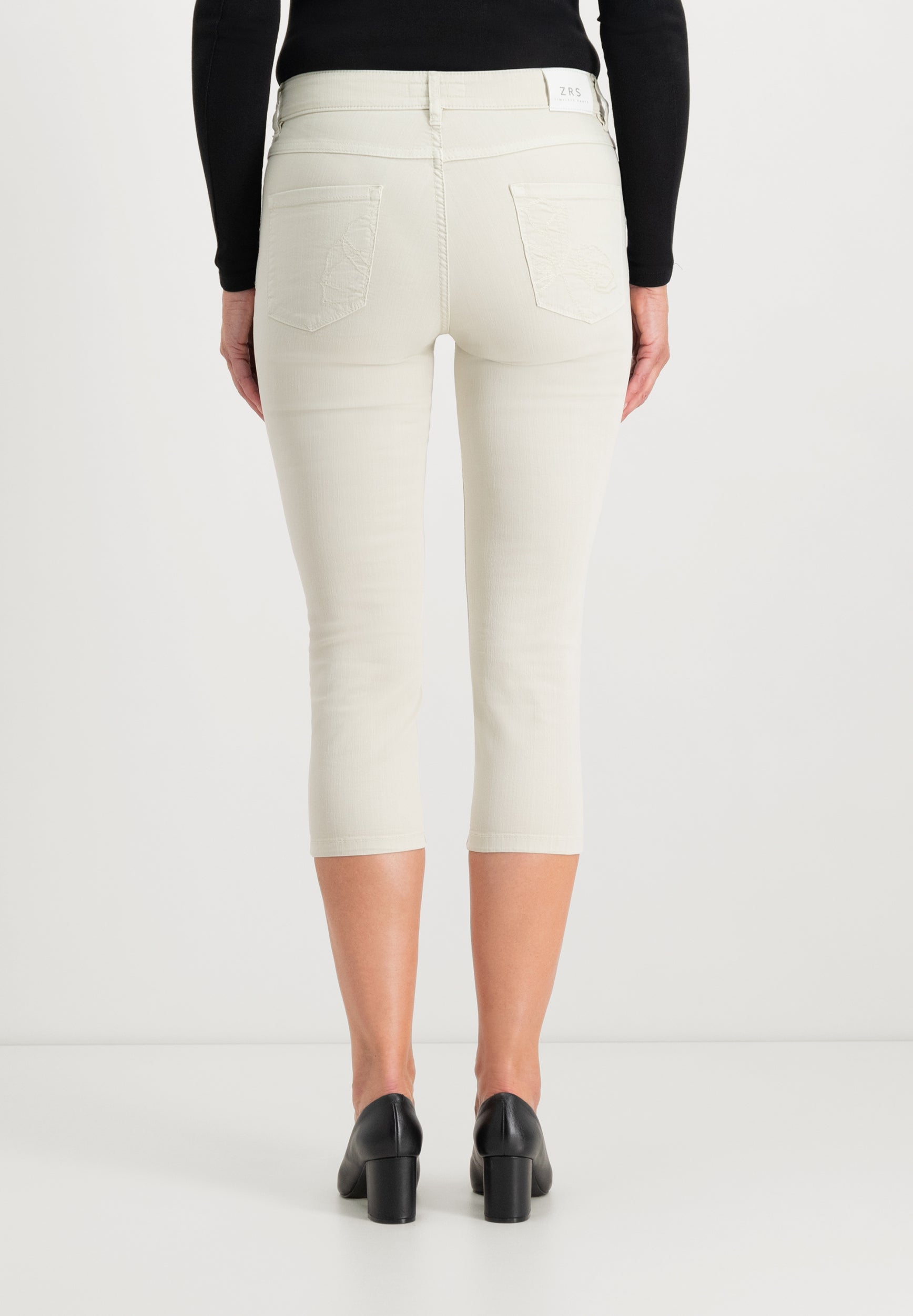 Kora Coloured Light Denim Cropped Jeans | Kitt Pants ZRS