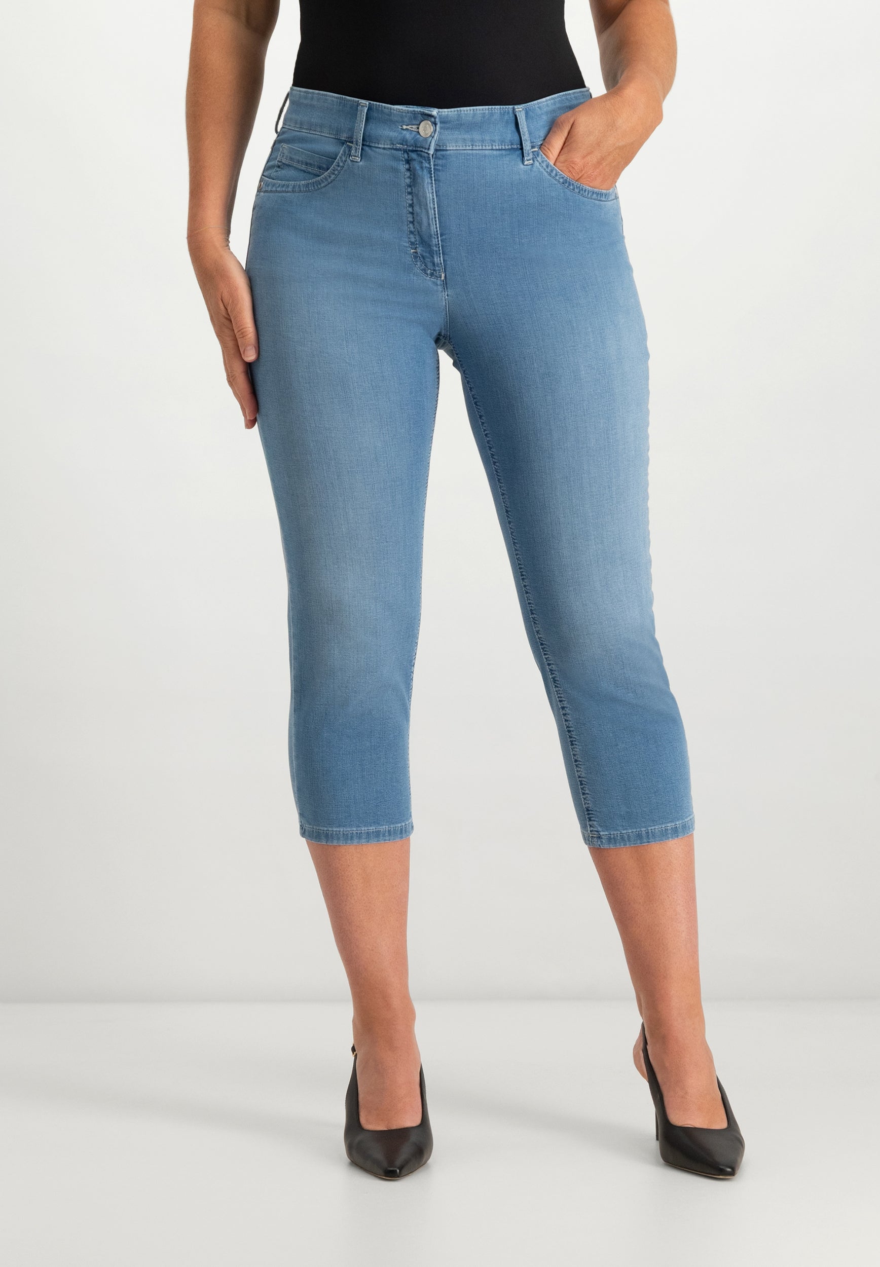 Kora Denim Straight Jeans | Bleach