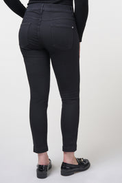 Twigie Shape-On Straight Jeans Short | Black Black Pants ZRS