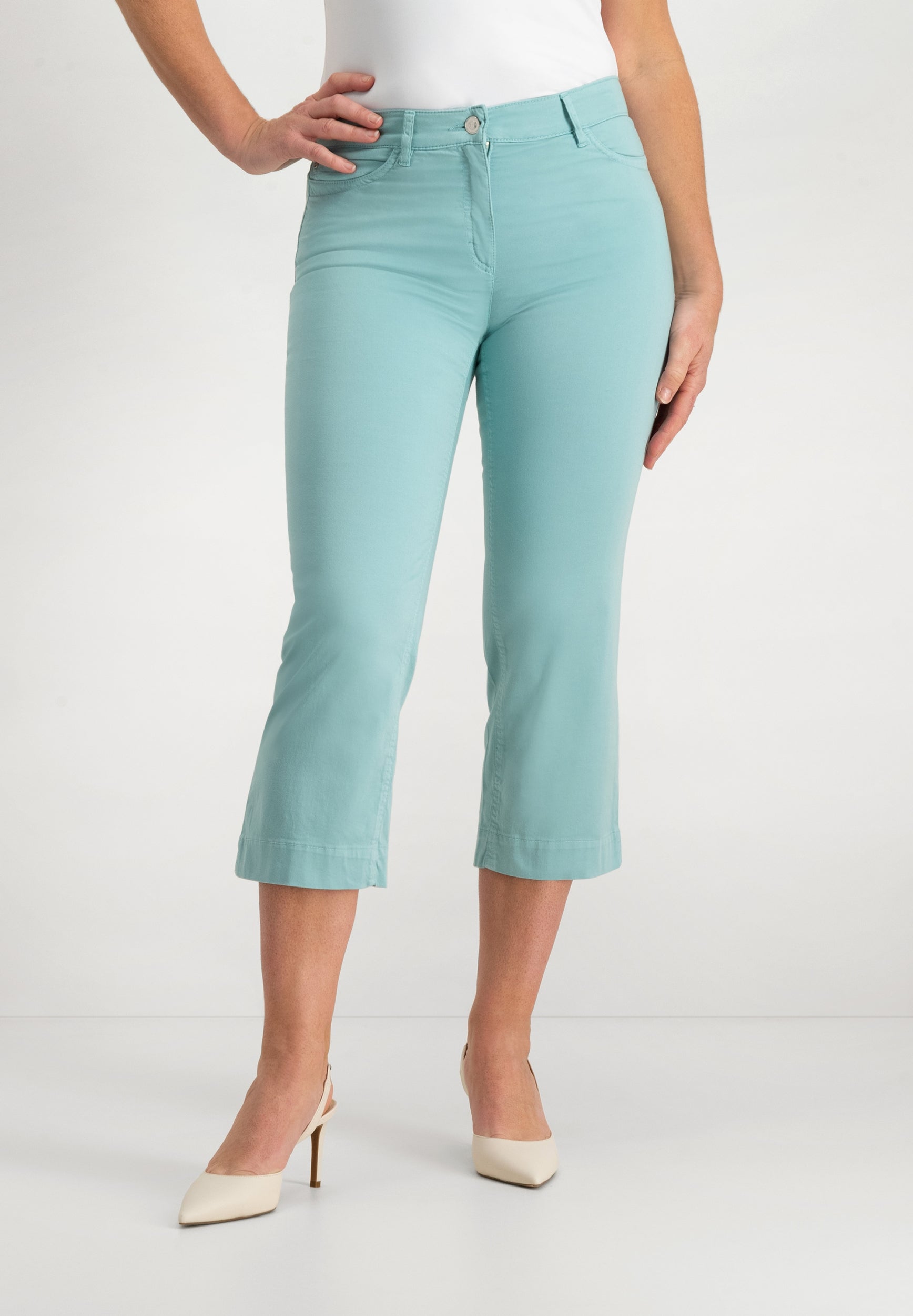 Kora Cropped Pants | Light Grey Aqua